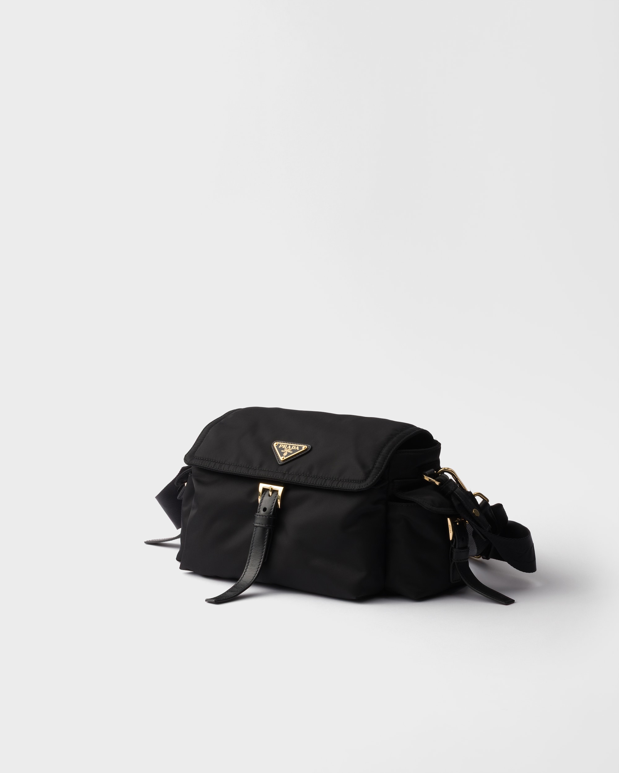 Prada Explore medium Re-Nylon shoulder bag with flap - Image 3